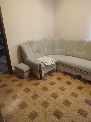 Гостиница Мер Бак Феодосия Семейный номер с балконом-2